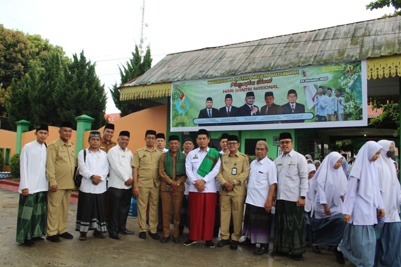 Peringati Hari Santri, MAN Batubara Laksanakan Pawai Sekaligus Lucky Draw