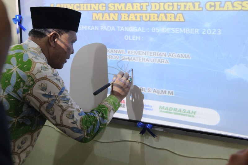 Launching Smart Digital Class, MAN Batubara Hadirkan Kakanwil Kemenag Sumut