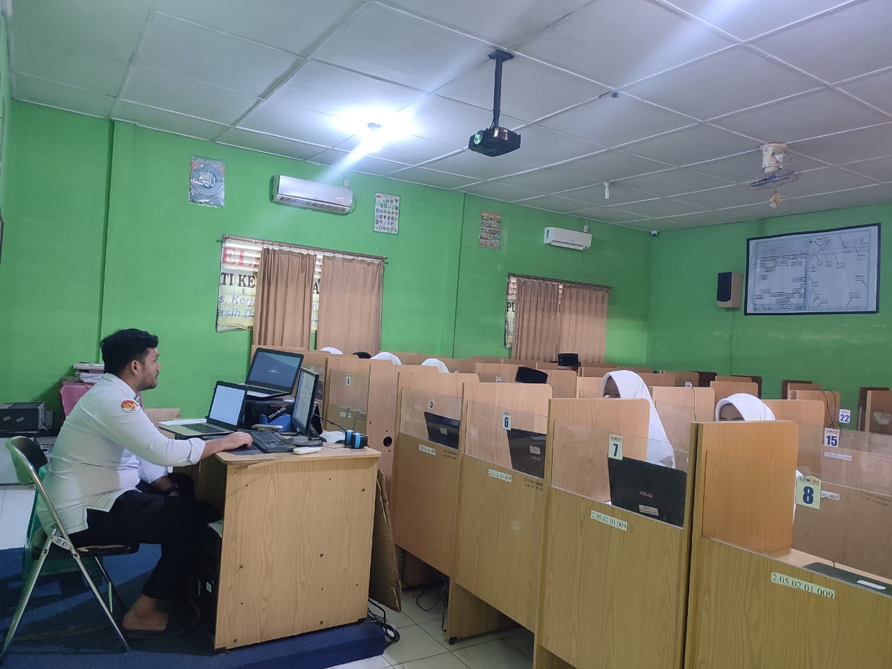 Menuju ANBK, MAN Batubara Lakukan Gladi Bersih Guna Sukseskan dan Mantapkan Kesiapan Siswa